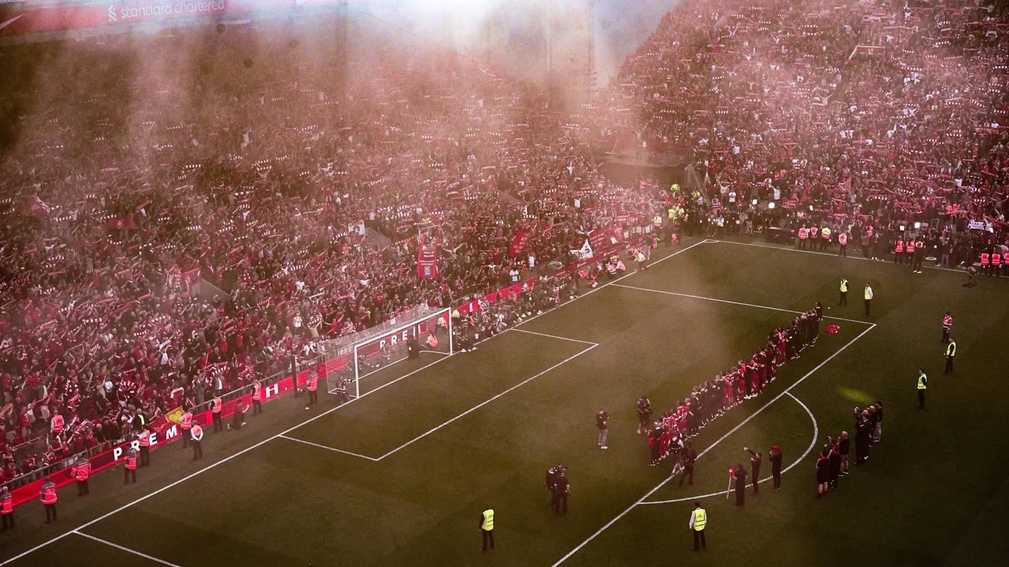 比亚迪×中国龙之队十一周年球迷大会圆满举行，与全国球迷共赴山城之约（比亚迪携手中国龙之队十一周年球迷盛会圆满举行，全国球迷相聚山城）