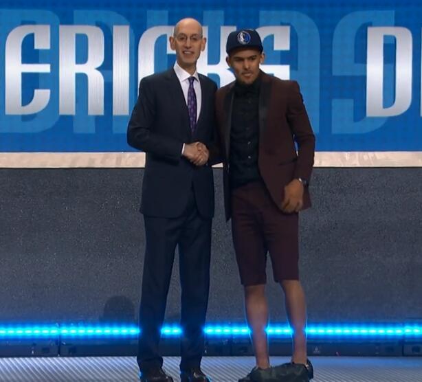 欢迎来到世界杯！四支新军分别抽到了德、西、阿、葡（世界杯抽签：四支新军各遇德、西、阿、葡豪强）