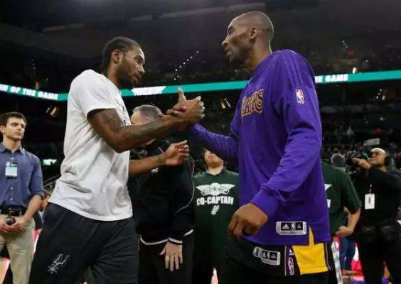 西媒：尤文、法兰克福以及斯图加特询价皇社中场苏契奇（西班牙媒体：尤文图斯、法兰克福与斯图加特已向皇社中场苏契奇打听转会身价）