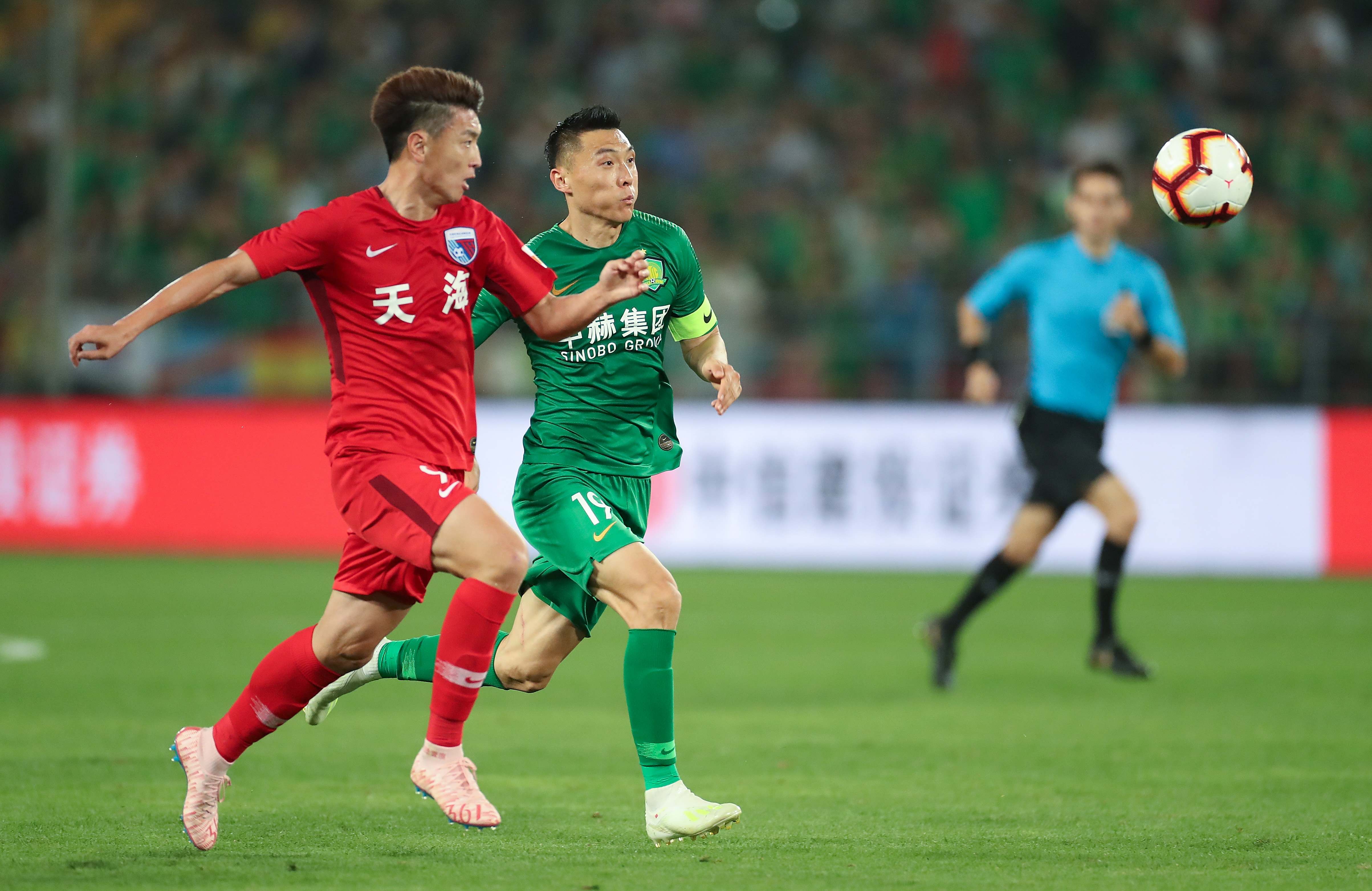 足球这项运动陪伴了我整个初高中，今天我十八岁了，...（十八岁的我：与足球同行的初高中岁月）