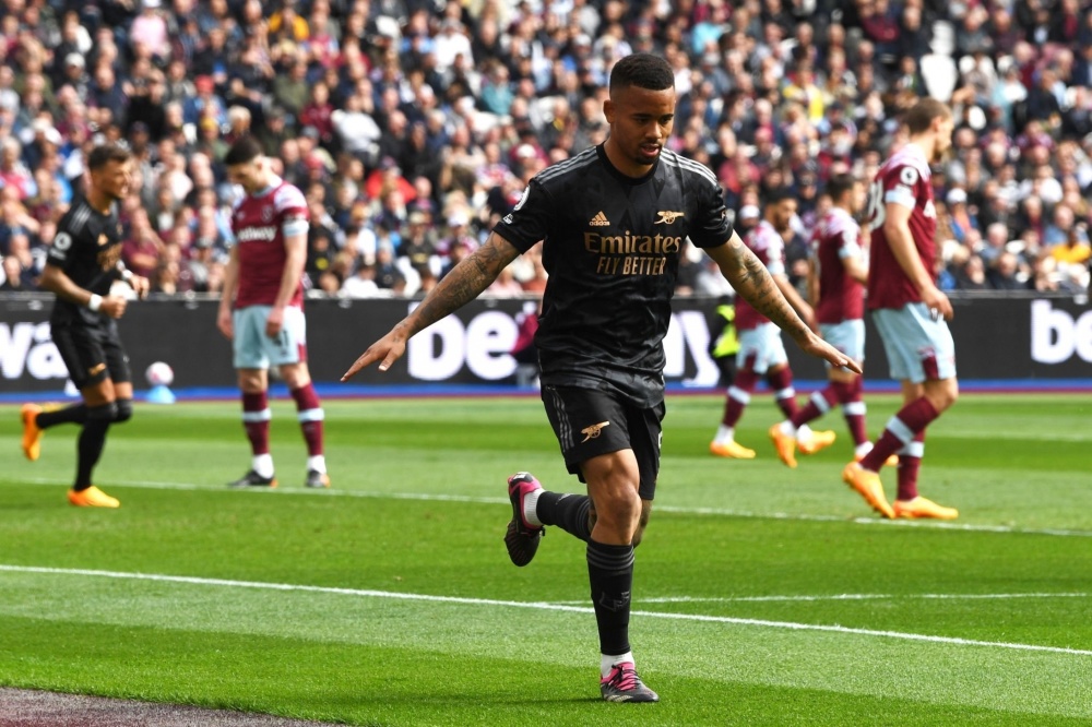 哈兰德是如何在111场英超比赛中打入100球的？（英超111场破百球，哈兰德是怎么做到的？）