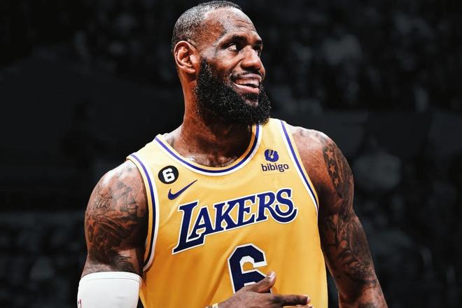 西甲-姆巴佩双响罗德里戈破门 皇马4-1登顶（西甲：姆巴佩梅开二度、罗德里戈破门，皇马4-1登顶榜首）