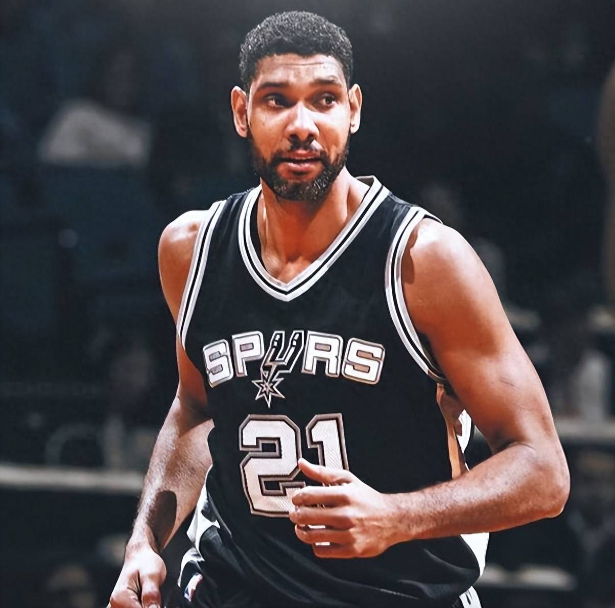 CBA广东队连续四场胜利，状态火热（CBA广东队豪取四连胜，势头正盛）