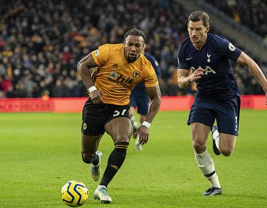 费尔斯高效得分展现个人实力（费尔斯高效得分尽显个人实力）