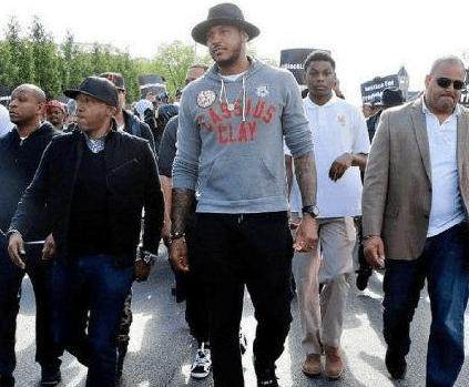 足球运动员转打篮球可能吗？（足球运动员跨界打篮球可行吗？）