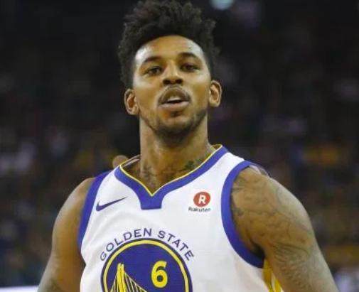 张琳芃第11次赢得中超冠军，超越郑智成国内联赛历史第一人！（张琳芃收获中超第11冠，超越郑智加冕国内联赛历史第一人）